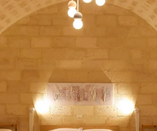 Novilunio Oda ve Kahvaltı Andria